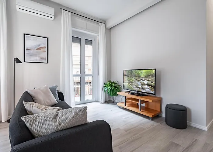 Secondo Aro Modern Balcony Flat * Asti