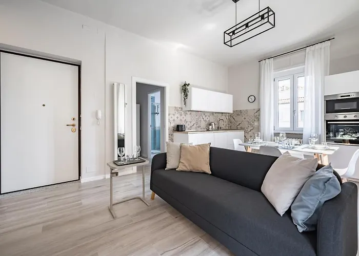 Secondo Aro Modern Balcony Flat * Asti